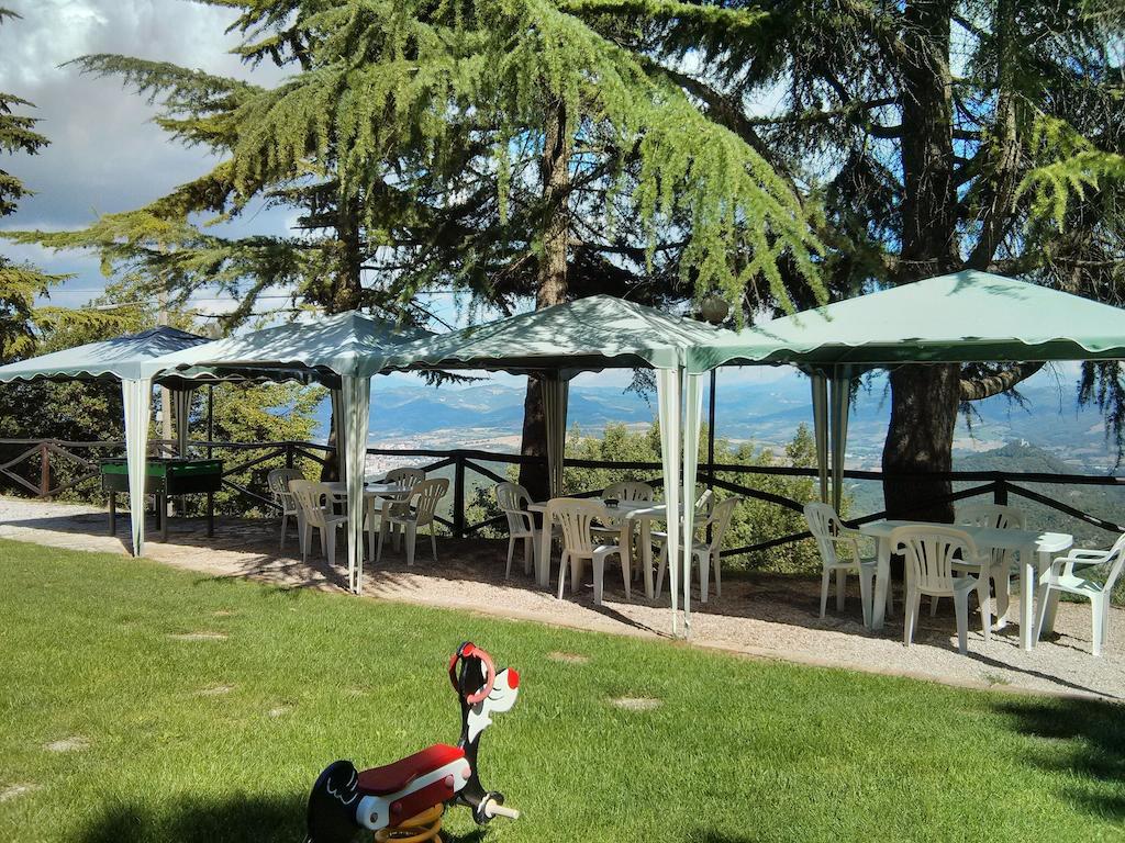Agriturismo Monte Acuto Umbertide Ruang foto