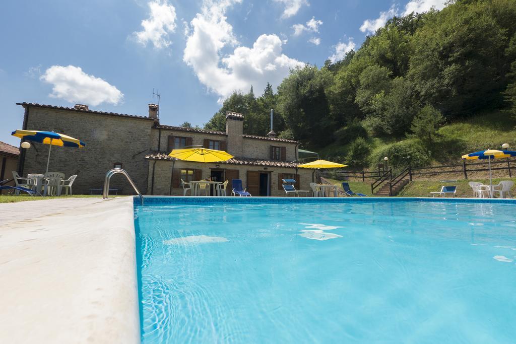 Agriturismo Monte Acuto Umbertide Bagian luar foto