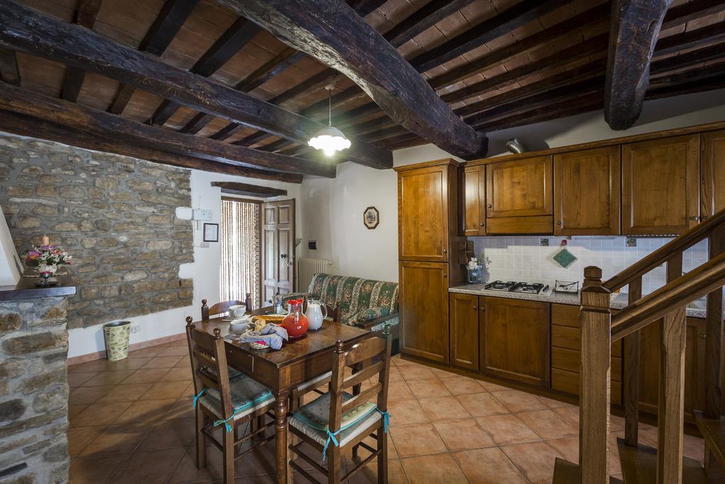 Agriturismo Monte Acuto Umbertide Ruang foto